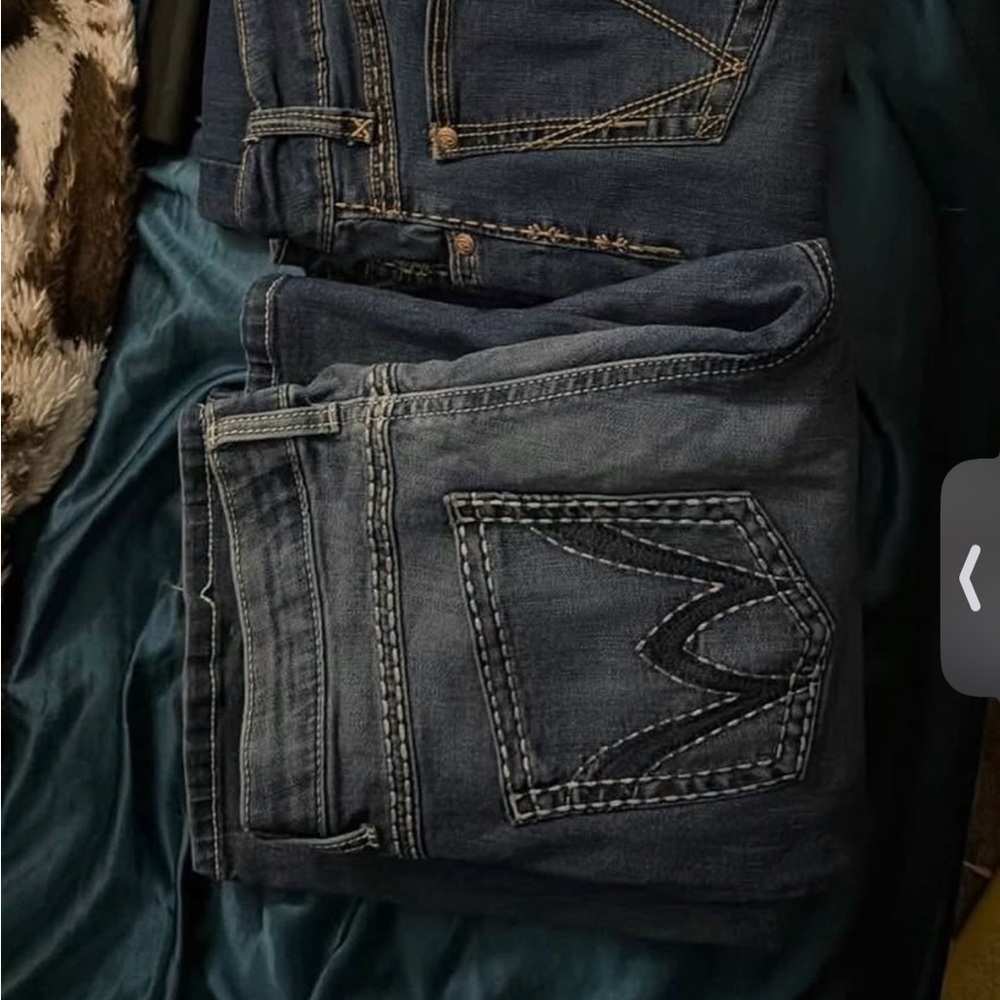 Stylish Women's Boot Cut Jeans - Indigo